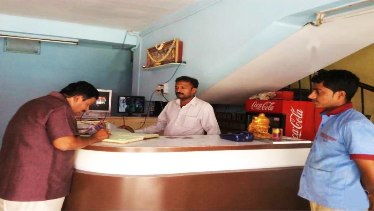 Hotel Upendra Residency Kadapa Екстер'єр фото