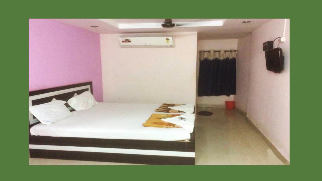 Hotel Upendra Residency Kadapa Екстер'єр фото
